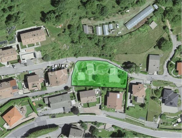 terreno edificabile in vendita ad Alta Valle Intelvi in zona Lanzo d'Intelvi