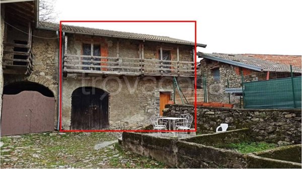 casale in vendita ad Alta Valle Intelvi