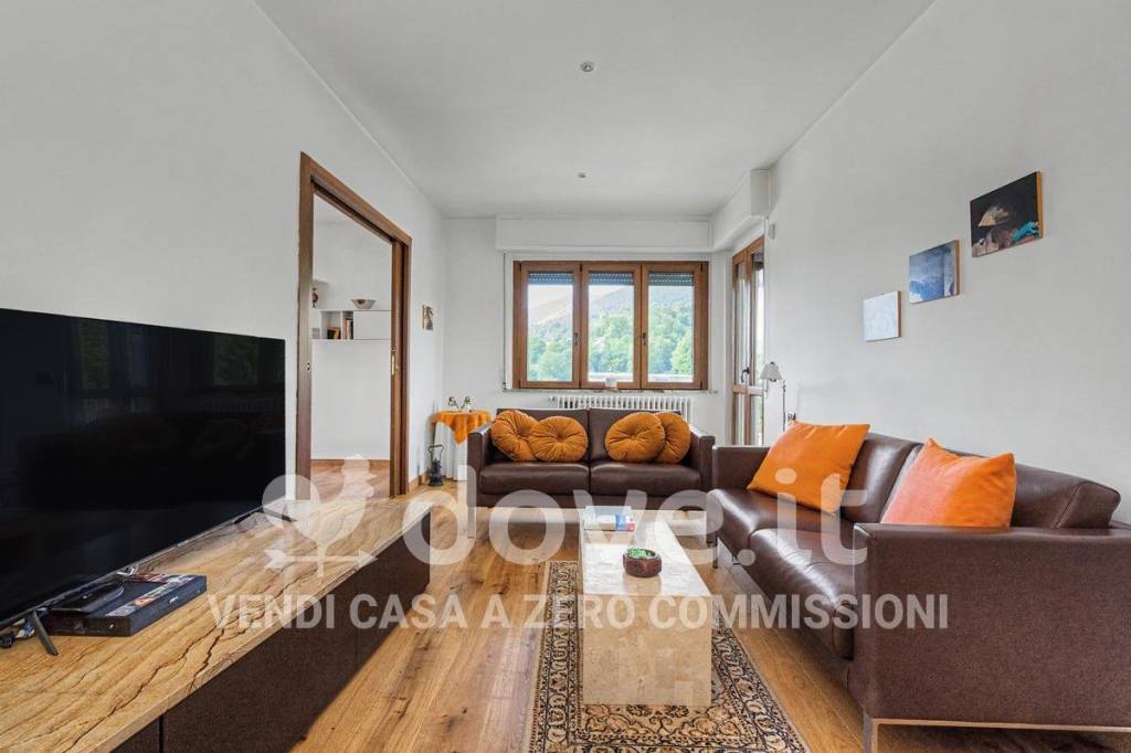 casa indipendente in vendita ad Alta Valle Intelvi in zona Pellio Intelvi