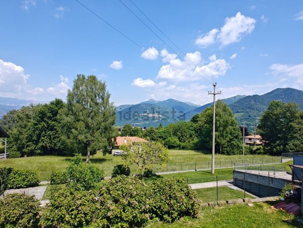 casa indipendente in vendita ad Alta Valle Intelvi in zona Scaria