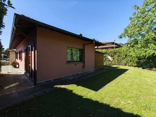 appartamento in vendita ad Alta Valle Intelvi in zona Pellio Intelvi