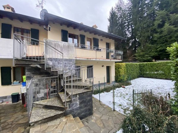 appartamento in vendita ad Alta Valle Intelvi in zona Lanzo d'Intelvi