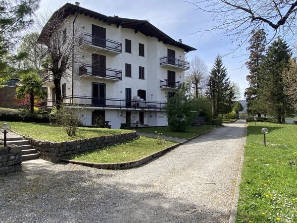appartamento in vendita ad Alta Valle Intelvi in zona Pellio Intelvi