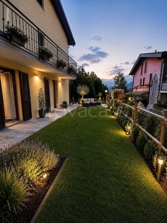 appartamento in vendita ad Alta Valle Intelvi in zona Lanzo d'Intelvi