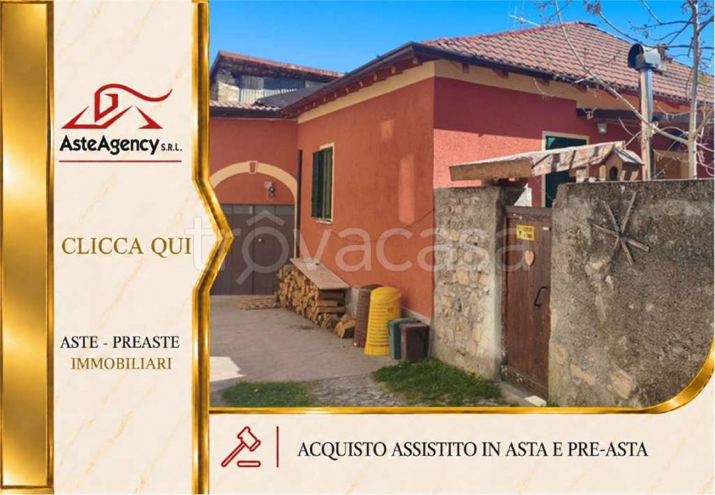 casa indipendente in vendita ad Alta Valle Intelvi in zona Pellio Intelvi