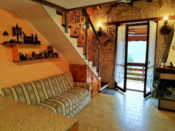 appartamento in vendita a Centro Valle Intelvi in zona Castiglione d'Intelvi