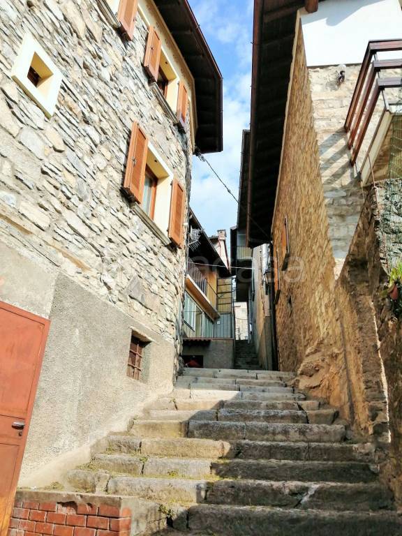 appartamento in vendita a Centro Valle Intelvi in zona Casasco d'Intelvi