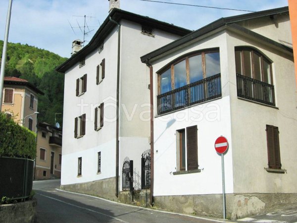 casa indipendente in vendita a Centro Valle Intelvi in zona San Fedele Intelvi