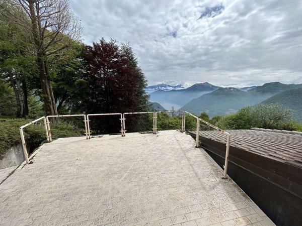 casa indipendente in vendita a Centro Valle Intelvi in zona Orimento