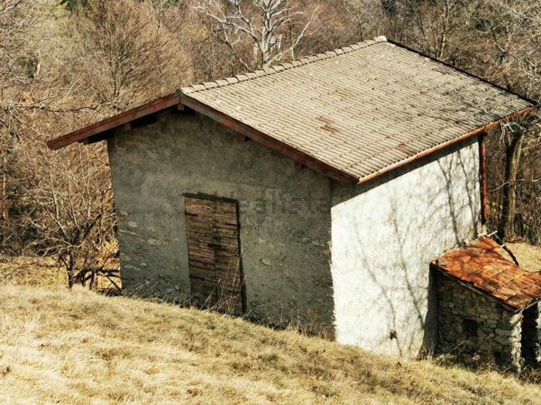 appartamento in vendita a Centro Valle Intelvi in zona San Fedele Intelvi