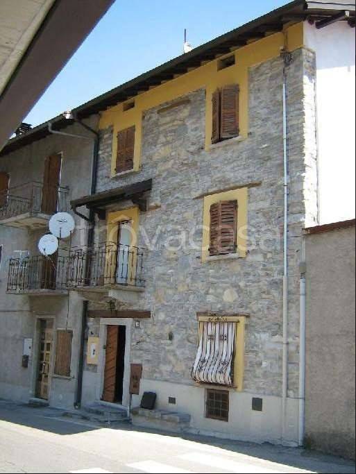 appartamento in vendita a Centro Valle Intelvi in zona Casasco d'Intelvi