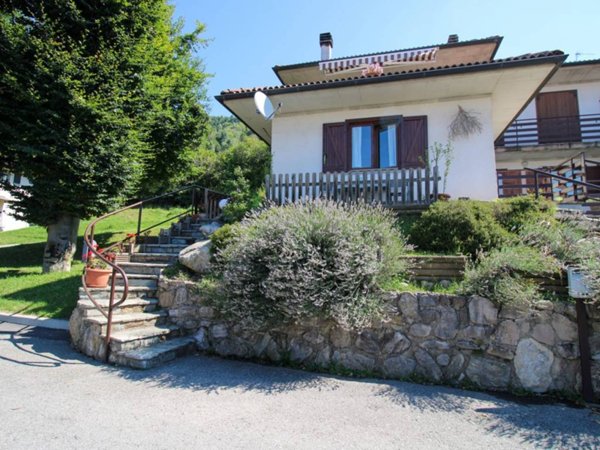 appartamento in vendita a Centro Valle Intelvi in zona San Fedele Intelvi