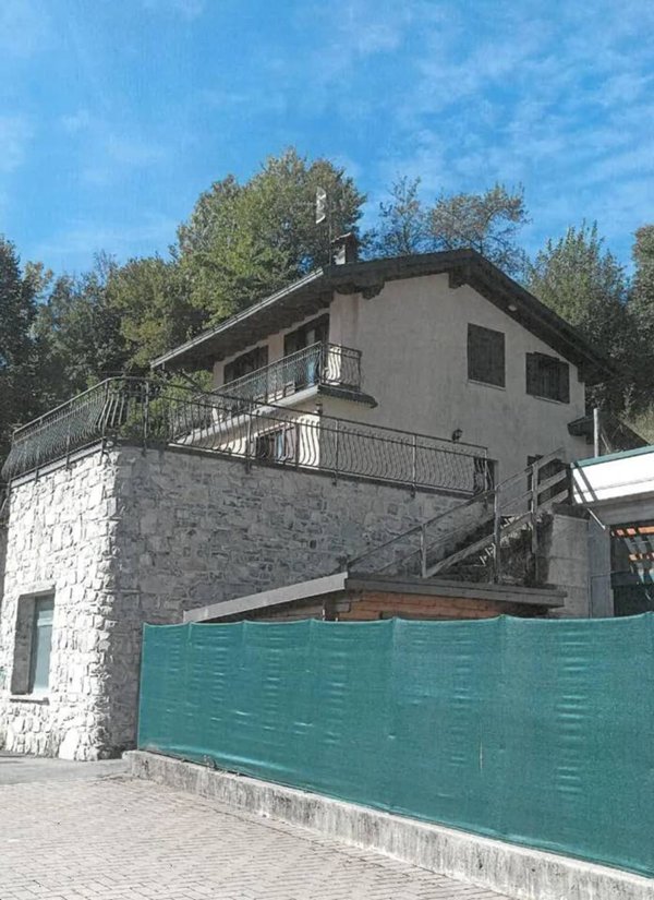 casa indipendente in vendita a Centro Valle Intelvi in zona San Fedele Intelvi