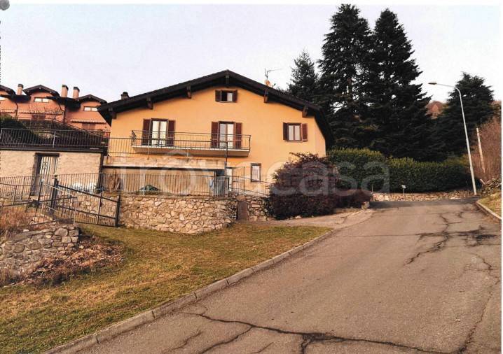 casa indipendente in vendita a Centro Valle Intelvi
