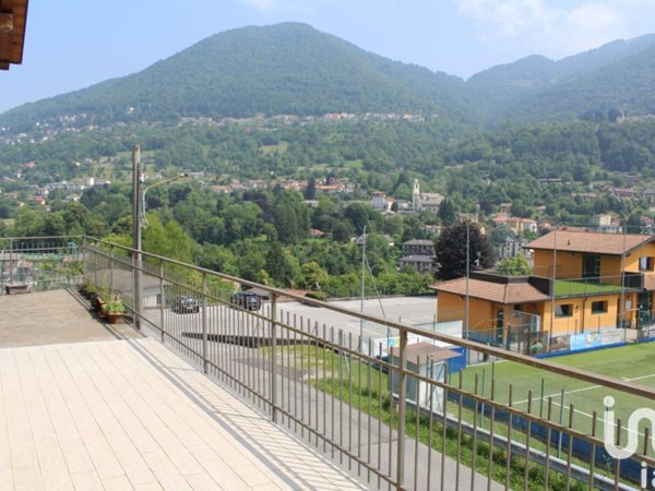 casa indipendente a Centro Valle Intelvi in zona Castiglione d'Intelvi