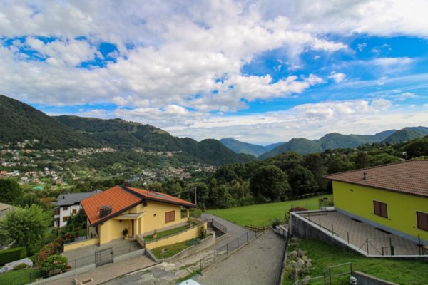 appartamento in vendita a Centro Valle Intelvi in zona San Fedele Intelvi