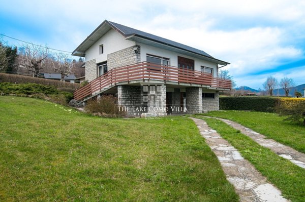 casa indipendente in vendita a Centro Valle Intelvi in zona Casasco d'Intelvi