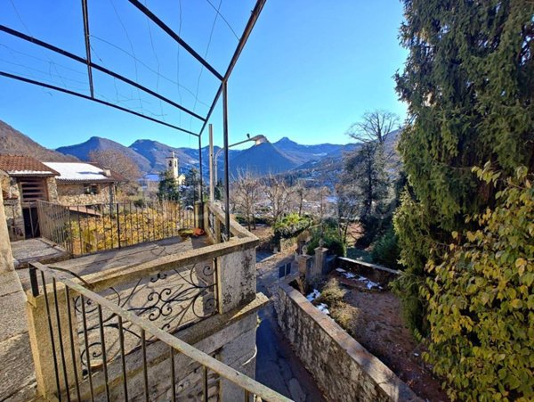 casa indipendente in vendita a Centro Valle Intelvi