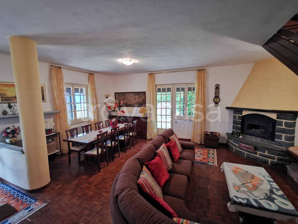 casa indipendente in vendita a Centro Valle Intelvi