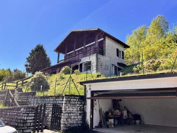 casa indipendente in vendita a Centro Valle Intelvi