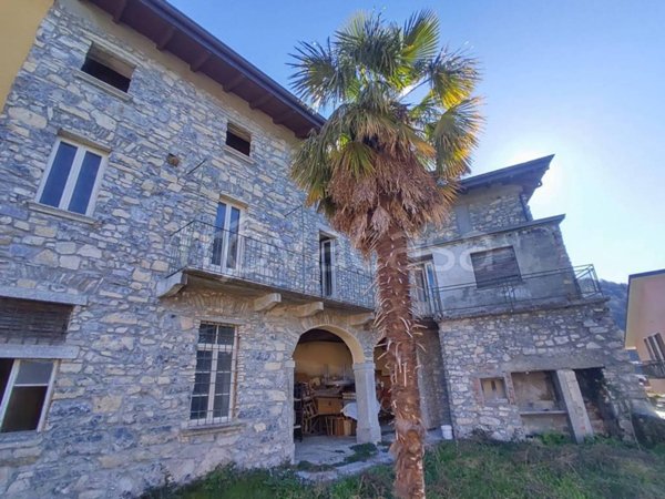 casa indipendente in vendita a Centro Valle Intelvi