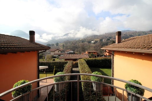 appartamento in vendita a Centro Valle Intelvi in zona Castiglione d'Intelvi