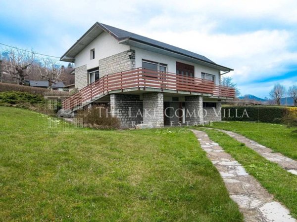 casa indipendente in vendita a Centro Valle Intelvi in zona Casasco d'Intelvi