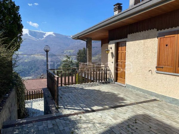 casa indipendente in vendita a Centro Valle Intelvi in zona San Fedele Intelvi