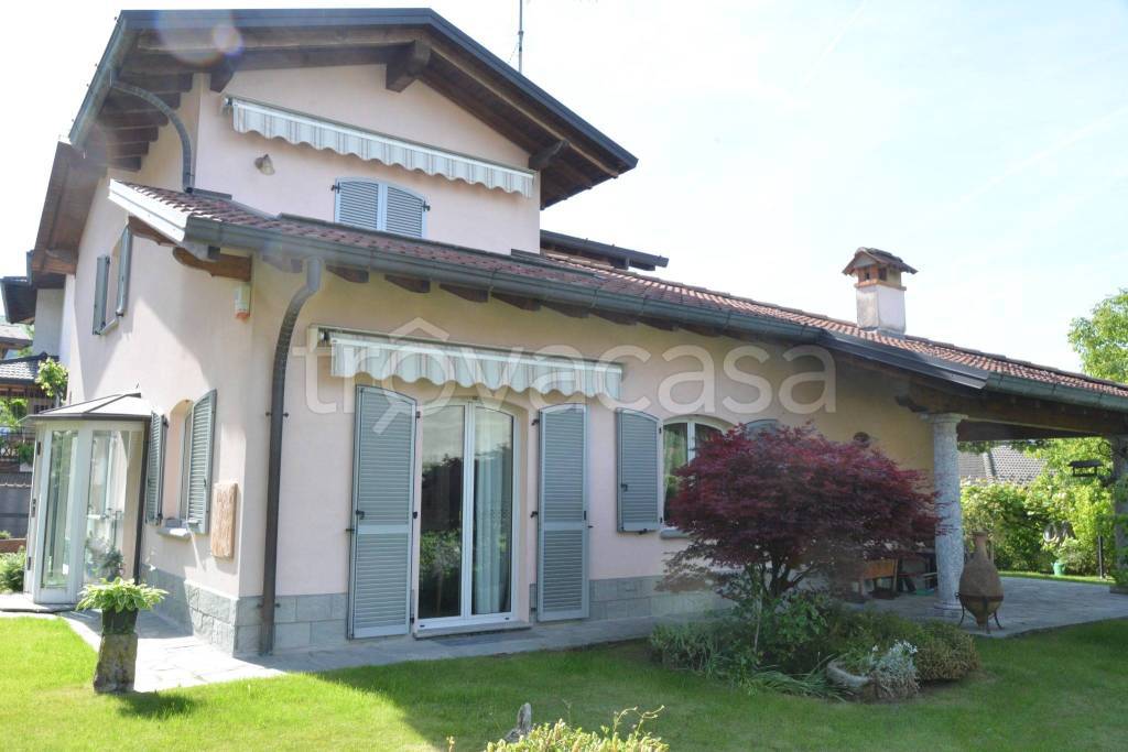 casa indipendente in vendita a Centro Valle Intelvi