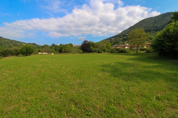terreno edificabile in vendita a Centro Valle Intelvi