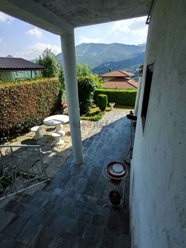 pentavano in vendita a Centro Valle Intelvi in zona San Fedele Intelvi
