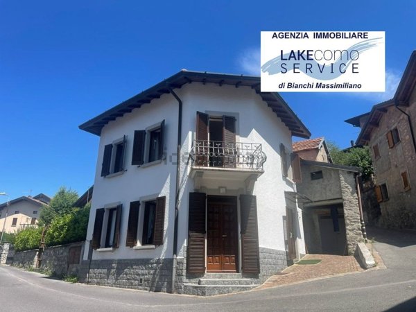 casa indipendente in vendita a Centro Valle Intelvi in zona San Fedele Intelvi
