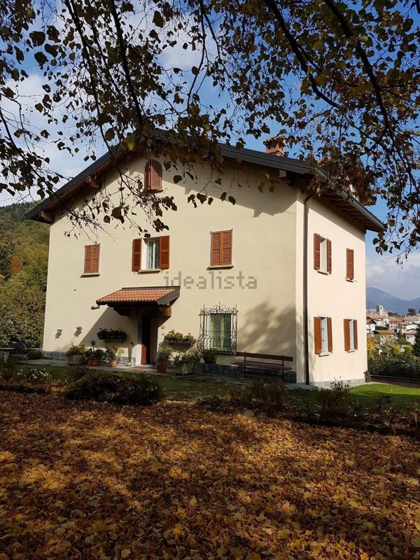 casa indipendente in vendita a Centro Valle Intelvi in zona San Fedele Intelvi