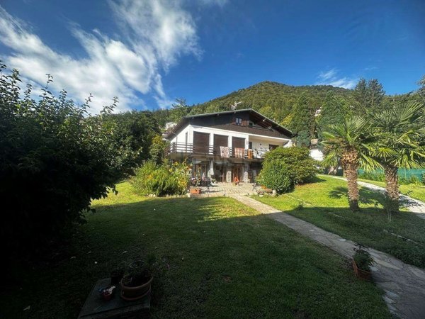 casa indipendente in vendita a Centro Valle Intelvi in zona San Fedele Intelvi
