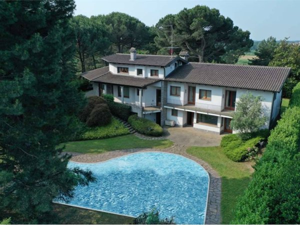 casa indipendente in vendita a Solbiate con Cagno in zona Solbiate