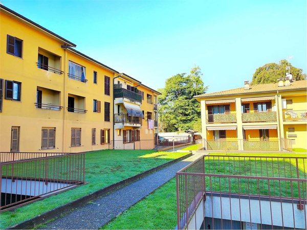 appartamento in vendita a Solbiate con Cagno