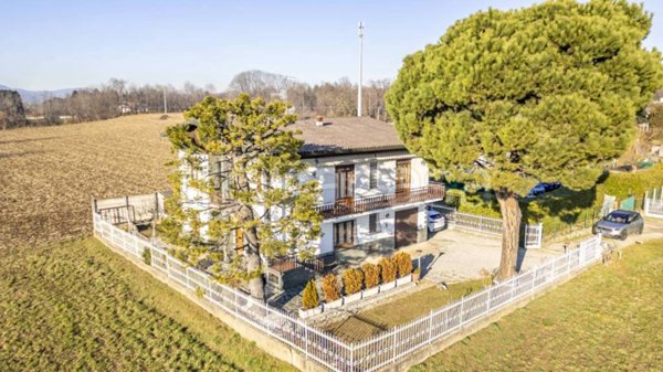 casa indipendente in vendita a Solbiate con Cagno