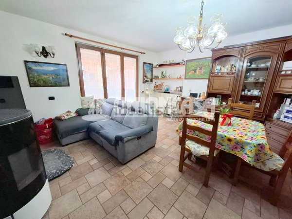 casa indipendente in vendita a Solbiate con Cagno