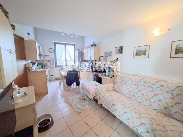 appartamento in vendita a Solbiate con Cagno
