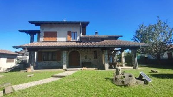 casa indipendente in vendita a Solbiate con Cagno