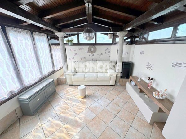 appartamento in vendita a Solbiate con Cagno