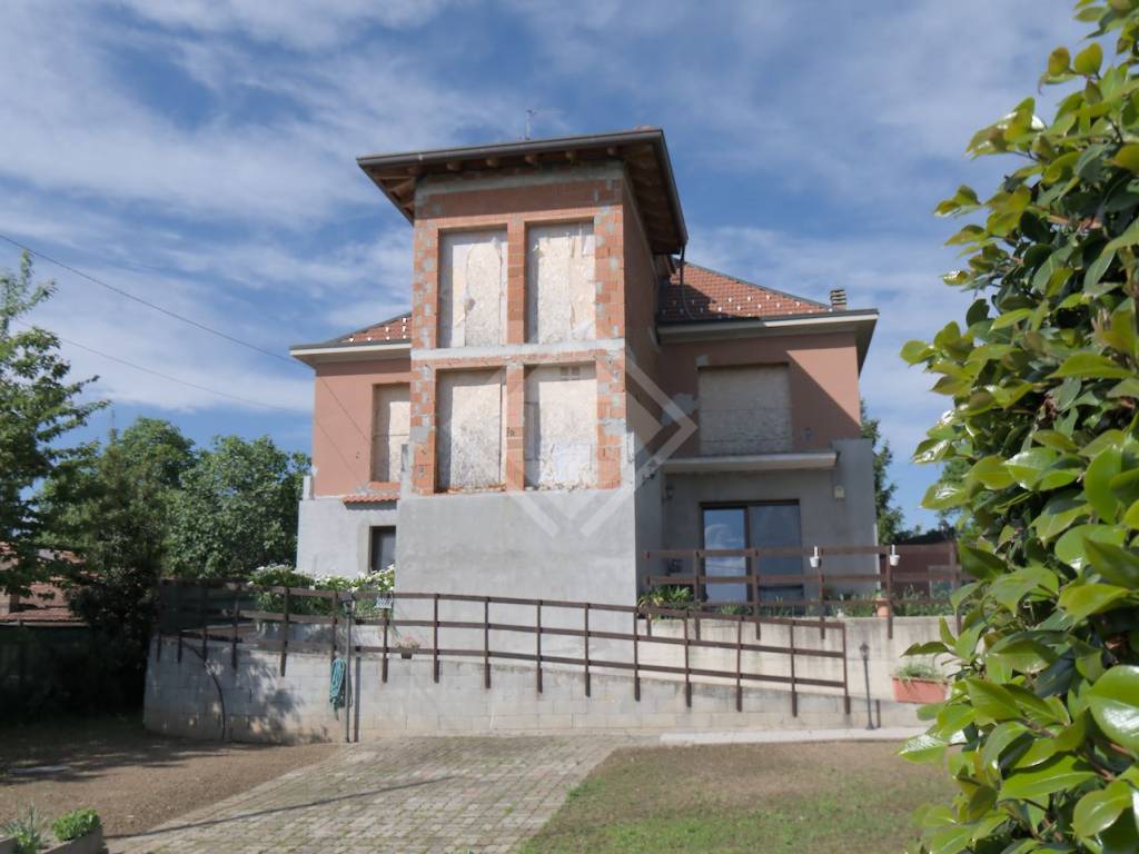 casa indipendente in vendita a Solbiate con Cagno