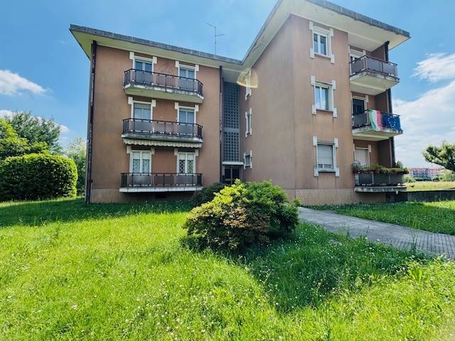 appartamento in vendita a Solbiate con Cagno in zona Solbiate