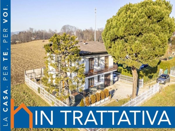 casa indipendente in vendita a Solbiate con Cagno in zona Solbiate