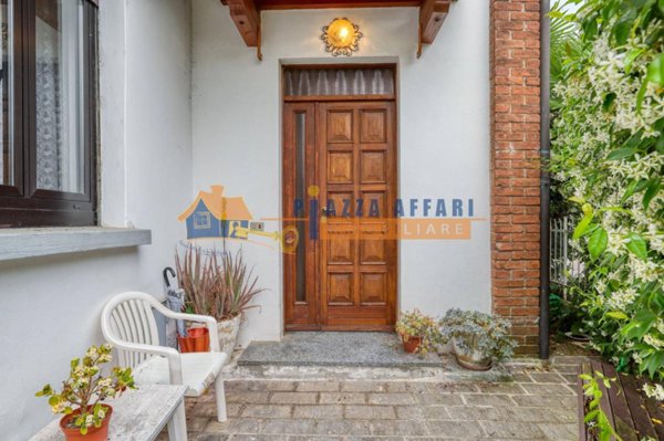 appartamento in vendita a Solbiate con Cagno in zona Solbiate