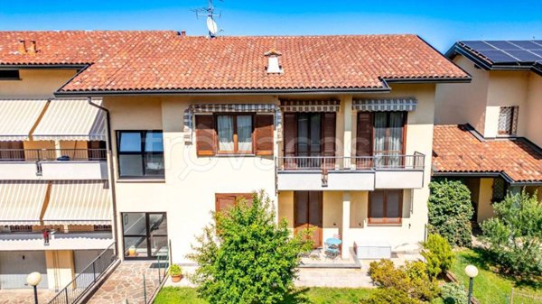 appartamento in vendita a Solbiate con Cagno