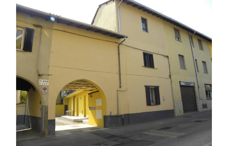 appartamento in vendita a Solbiate con Cagno in zona Solbiate