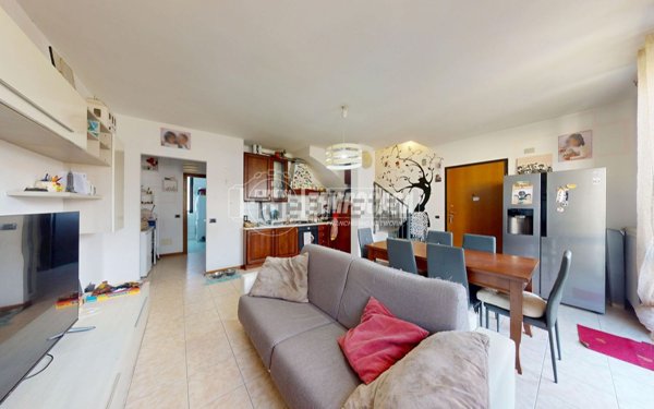 appartamento in vendita a Solbiate con Cagno