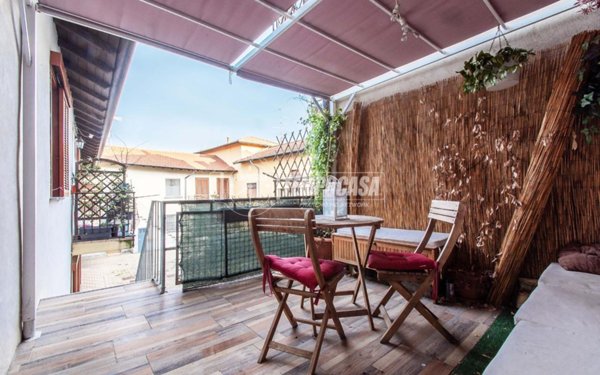 appartamento in vendita a Solbiate con Cagno in zona Solbiate