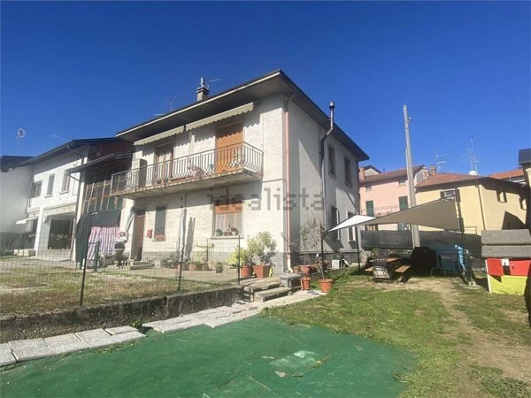 appartamento in vendita a Solbiate con Cagno